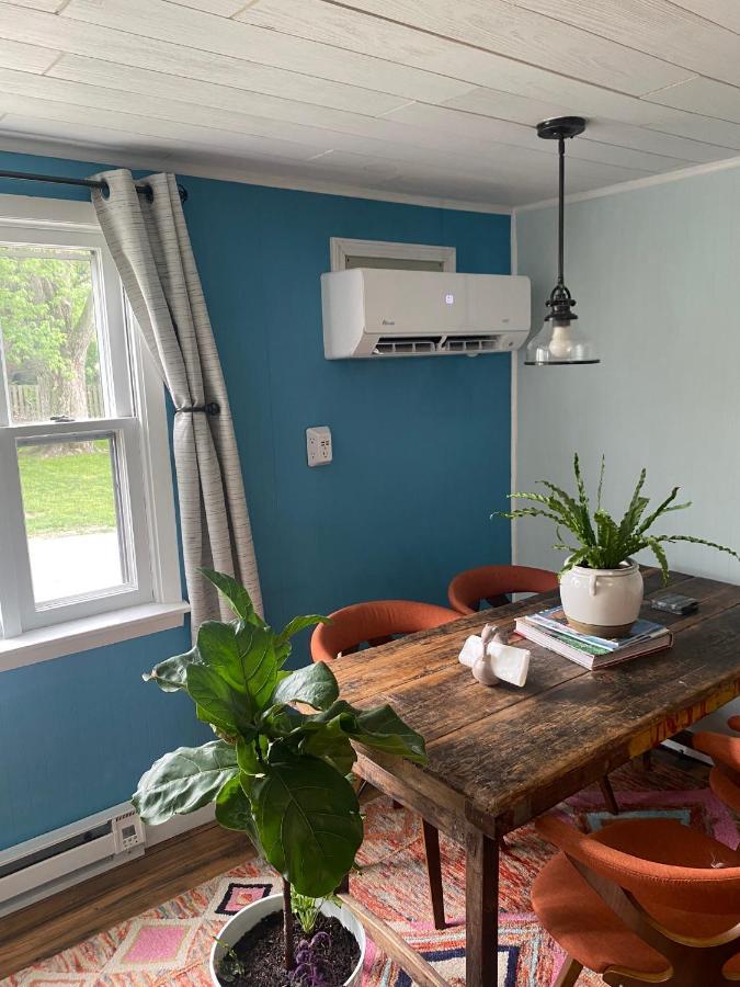 Апартаменты Boho-Chic Travel Pad - Unit 2 Блумингтон Экстерьер фото